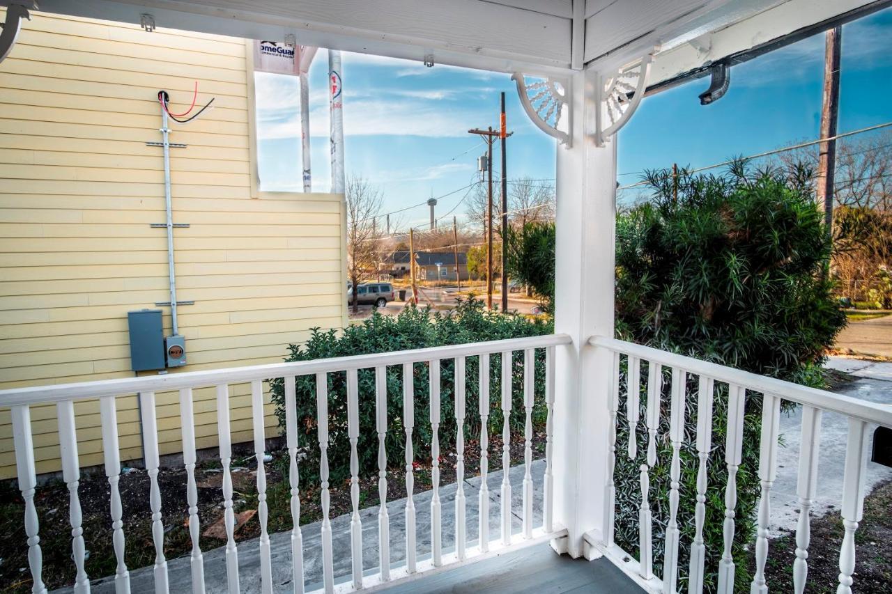 Downtown View Cozy 2Br1Ba Home Sleeps 8 San Antonio Exterior photo