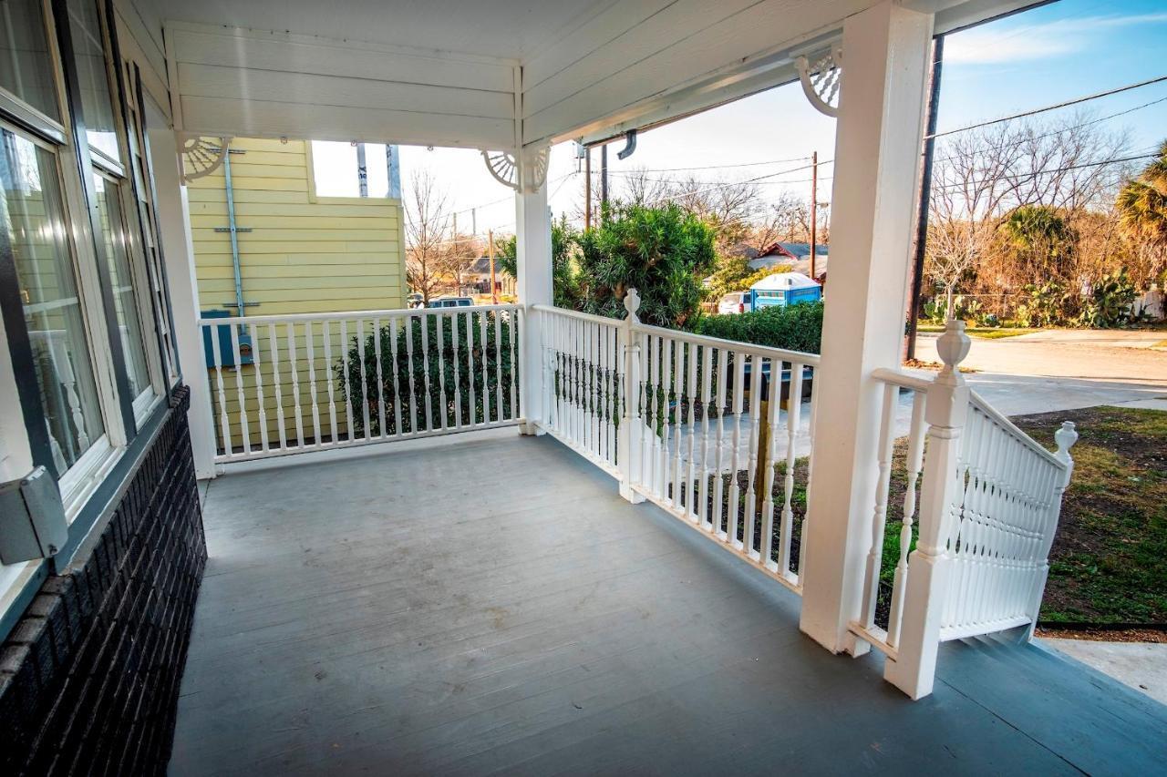 Downtown View Cozy 2Br1Ba Home Sleeps 8 San Antonio Exterior photo